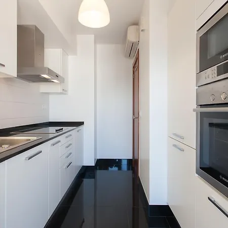 Apartment Feels Like Expo Cozy Lisbon