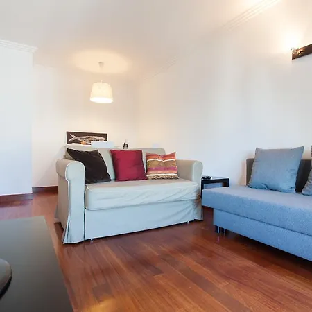 Apartment Feels Like Expo Cozy Lisbon
