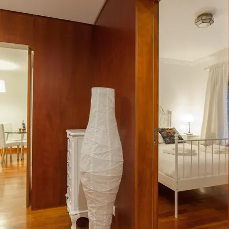 Apartment Feels Like Expo Cozy